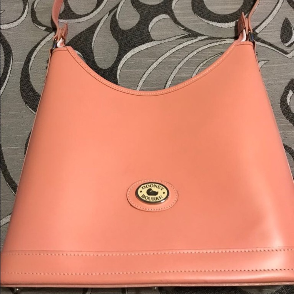 Dooney and bourke purse
